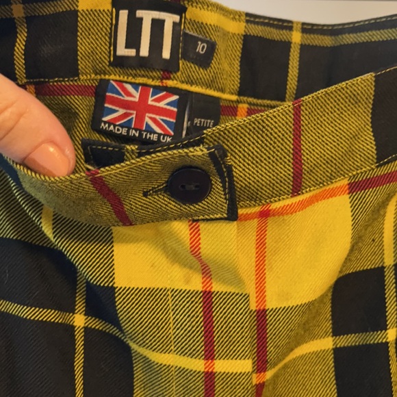 Live too true - Picture 4 of 9